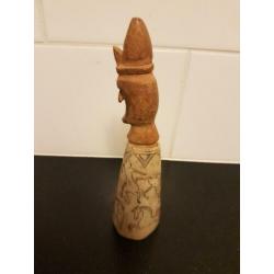 Poppetje van hout en been