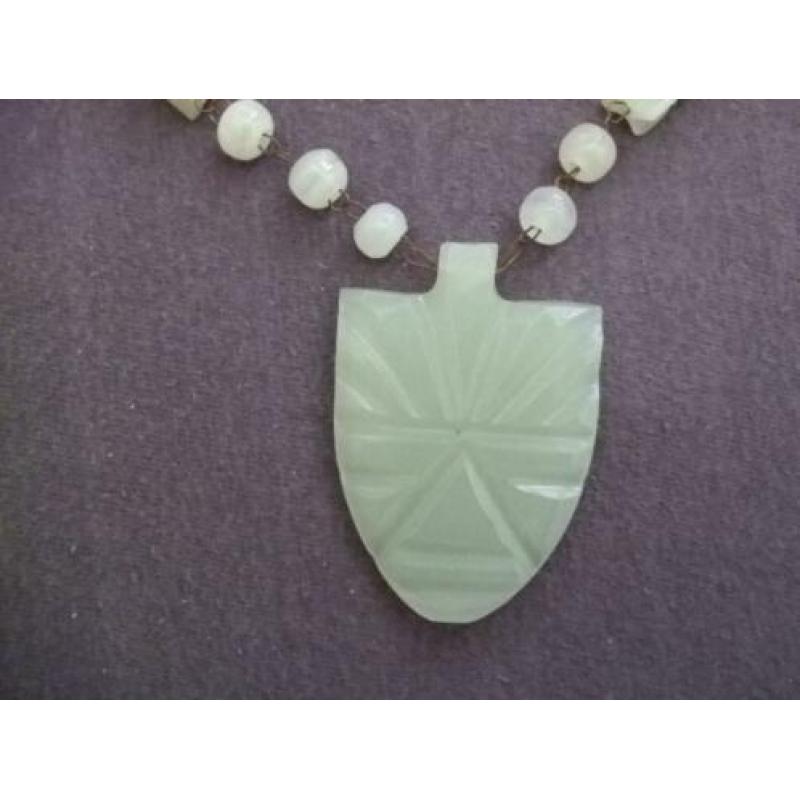 zgan witte ketting van echt steen