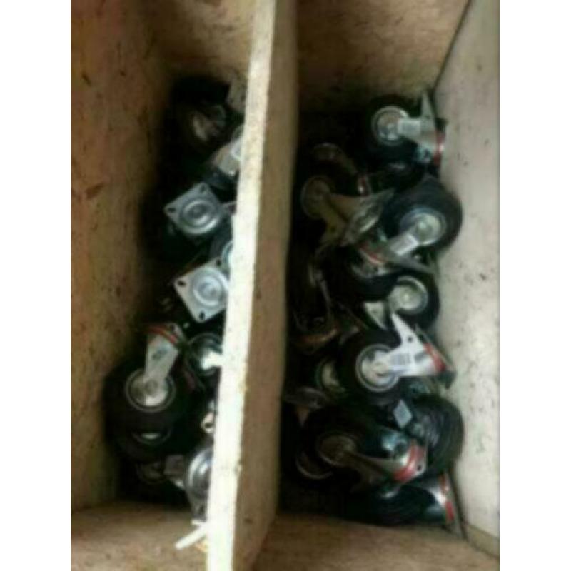 Verschillende soorten en maten zwenkwielen te koop