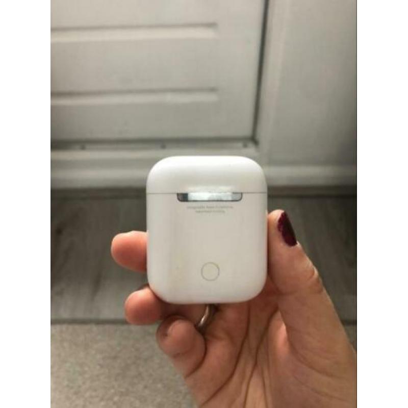 Airpods + Bon