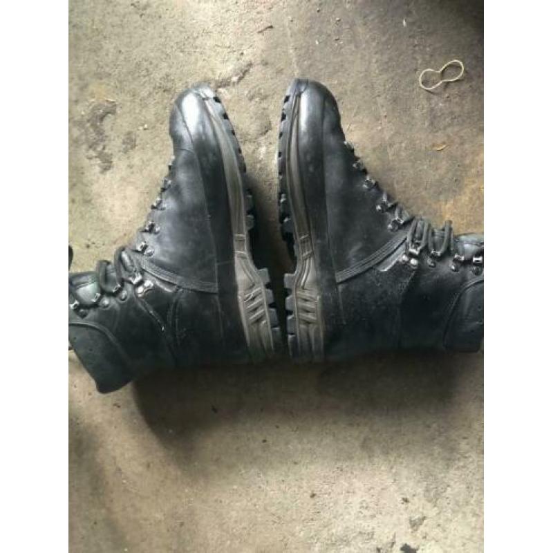 Meindl wandelschoenen + nieuwe inlegzolen en veters •mt 44