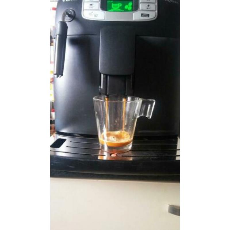 Saeco Intelia VOLAUTOMATISCHE ESPRESSOMACHINE