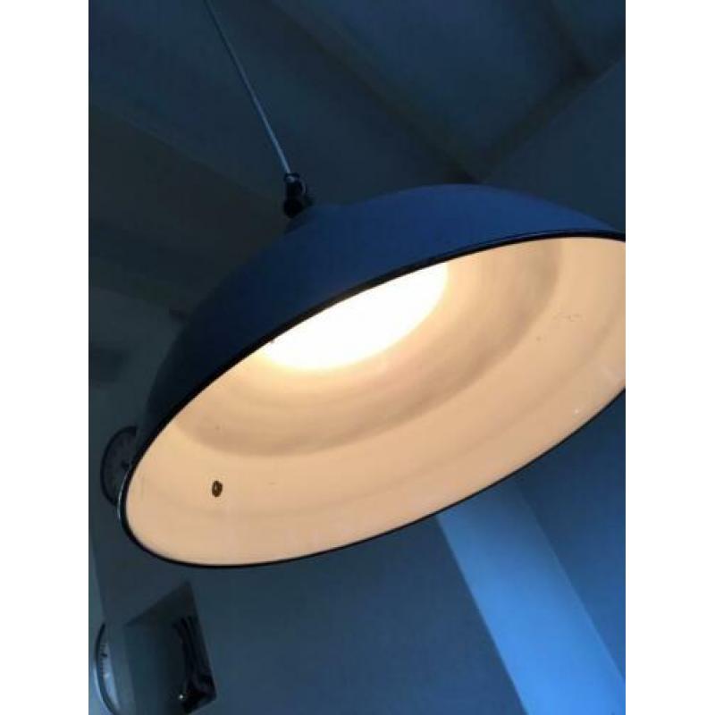 Vintage emaille fabrieks lamp , nieuw retro snoer en katrol
