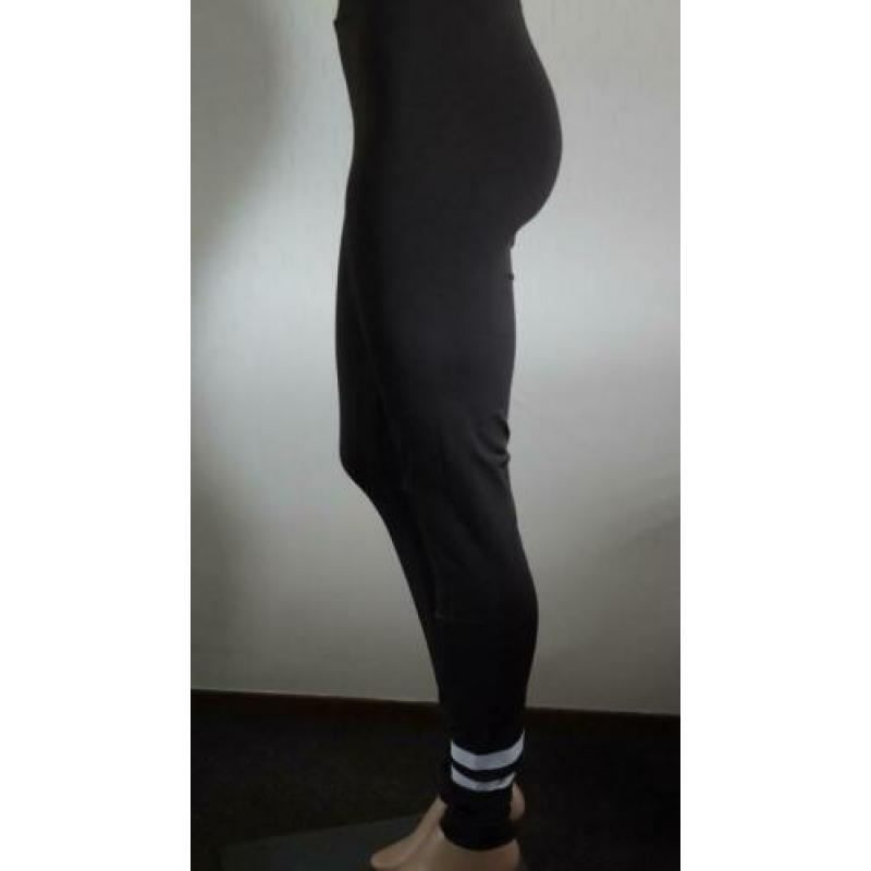donkergroene nieuwe YAYA legging