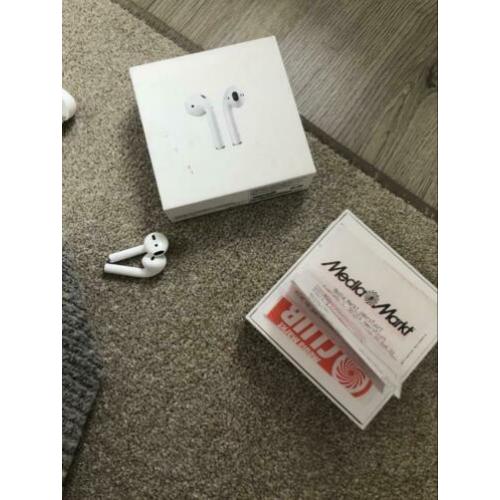 Airpods + Bon