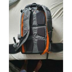 Lowepro Whistler BP 450 AW