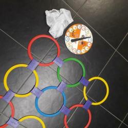Twister spel van MB met losse ringen, nieuw in zak