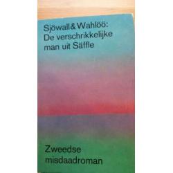 7 boeken, pockets Sjowall & Wahloo, gratis