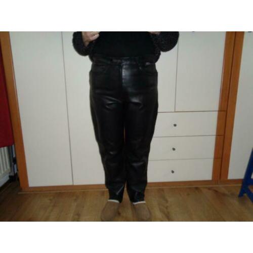 MQP Motorbroek zwart leer damesmaat 40