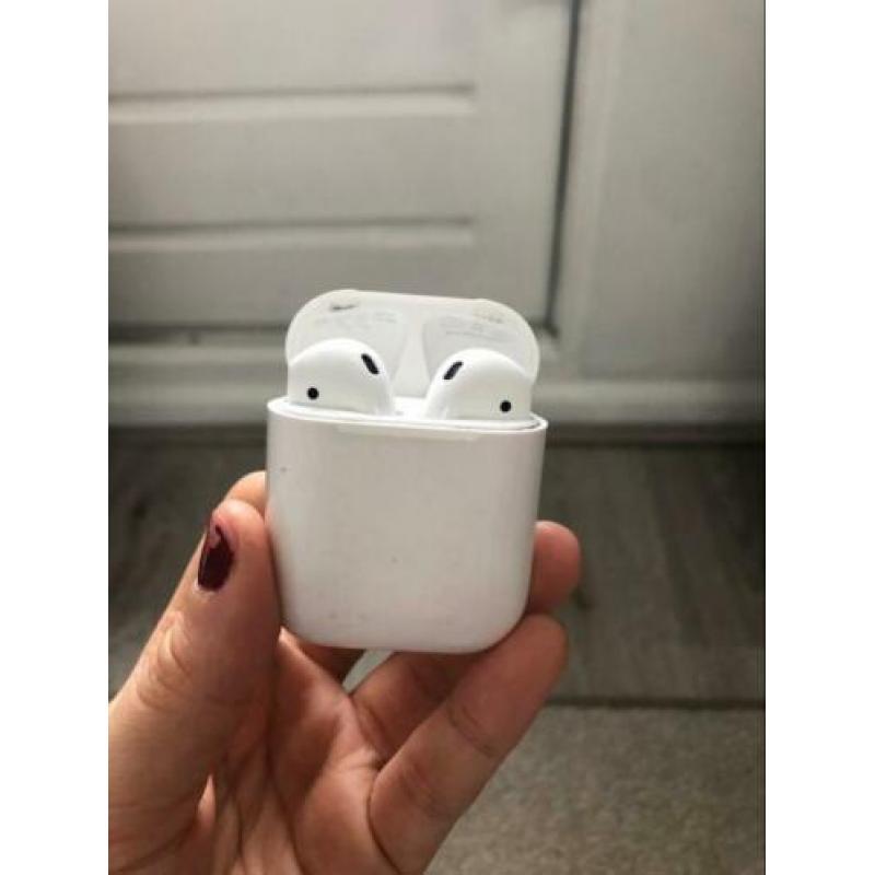 Airpods + Bon
