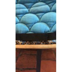 Leuk aqua-blauw dressuurdekje+geborduurde rand, maat full