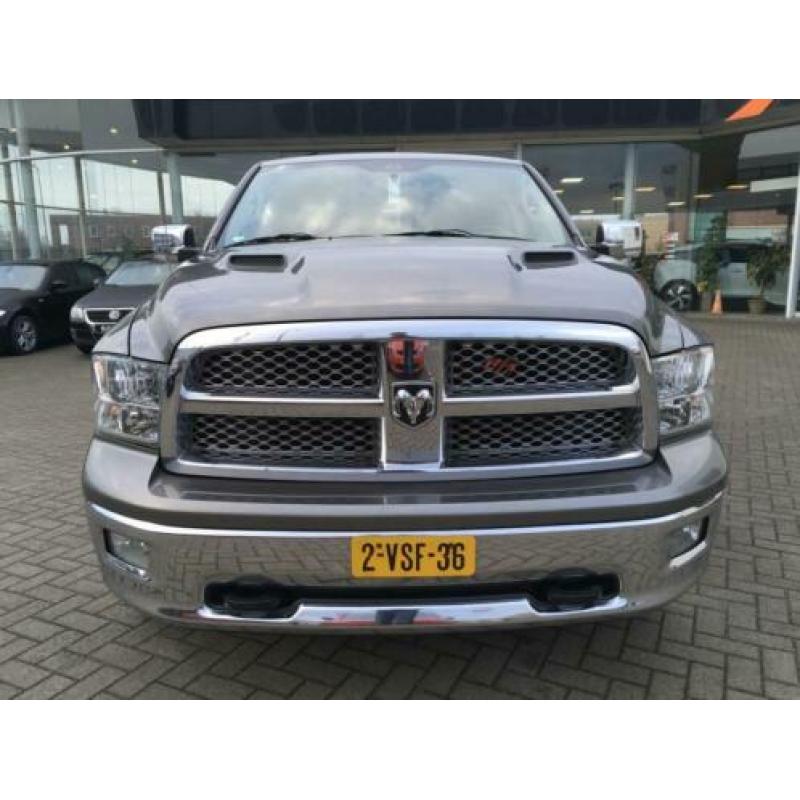 Dodge Ram 1500 5.7 V8 4x4 CC 5'7Hemi Laramie Full Option!!