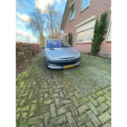 Peugeot 206 1.6 16V Gentry 3D 2002 Grijs
