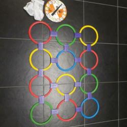 Twister spel van MB met losse ringen, nieuw in zak