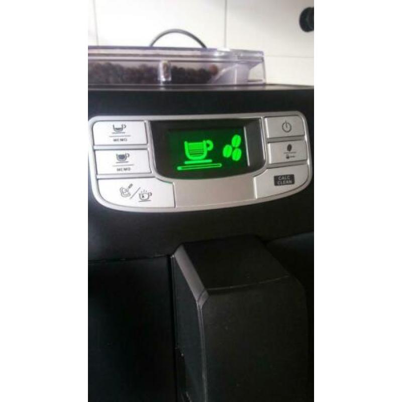 Saeco Intelia VOLAUTOMATISCHE ESPRESSOMACHINE