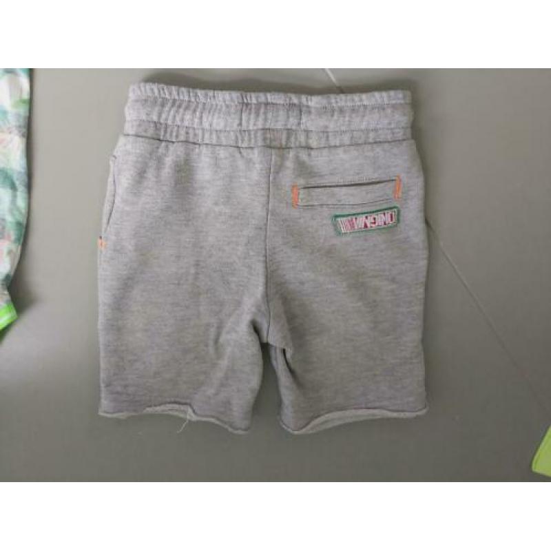 Vingino korte broek met sturdy shirt maat 98
