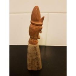 Poppetje van hout en been