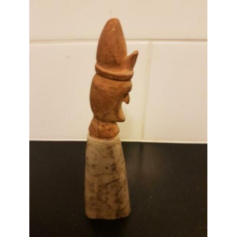 Poppetje van hout en been