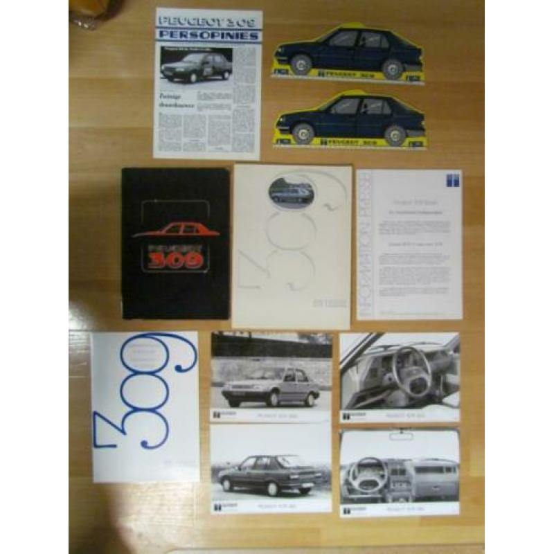 Peugeot 309, Persinfo, Linialen en folders. 48 items.
