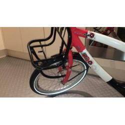 Super stoer net fietsje 20 inch, zwart rood wit