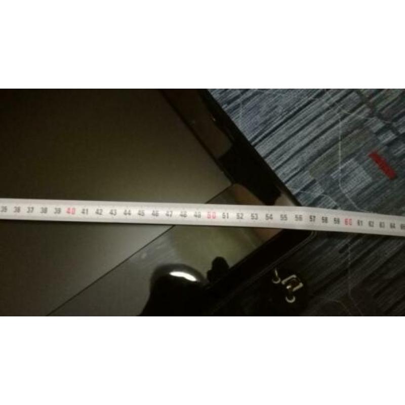 19 inch tv/monitor