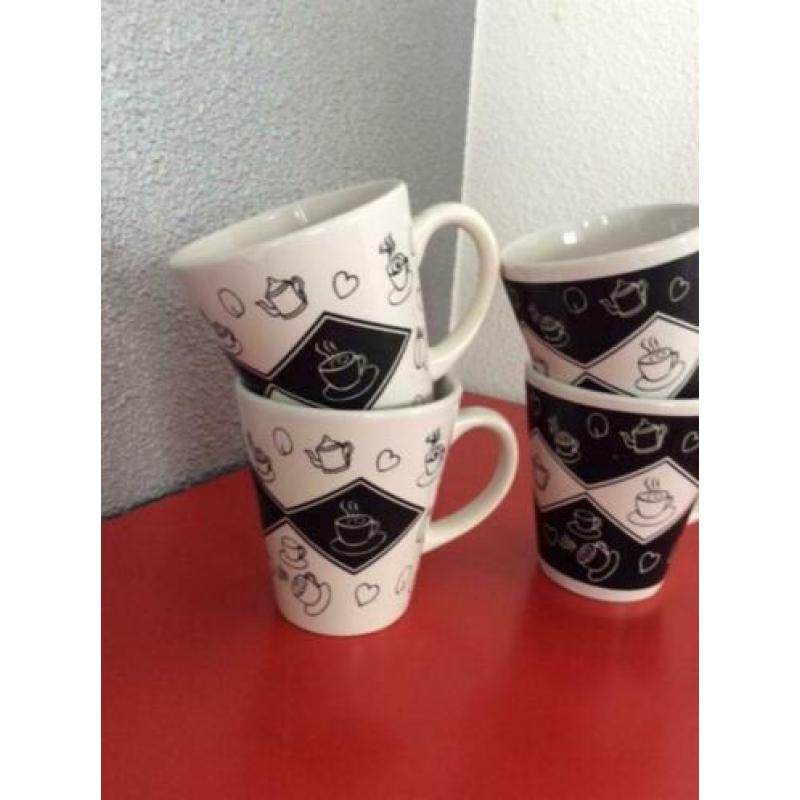 4 prachtige koffie bekers