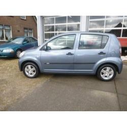 Daihatsu SIRION 2 1.0 12V DVVT PREMIUM AIRCO