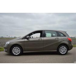 Mercedes-Benz B-Klasse 200 157PK AUTOMAAT XENON/NAVI/LEDER/P