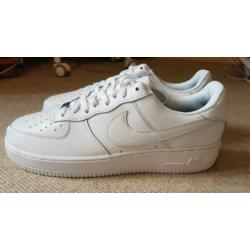 Nike Air Force 1 laag model maat 43
