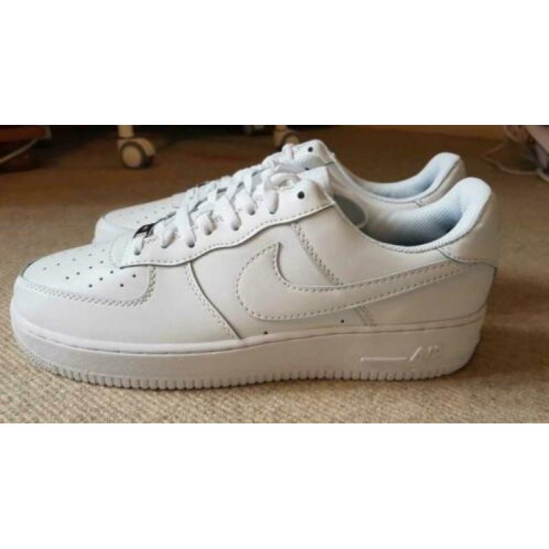 Nike Air Force 1 laag model maat 43