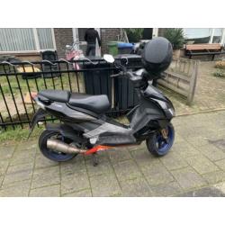 Aprilia sr 50 factory 2005