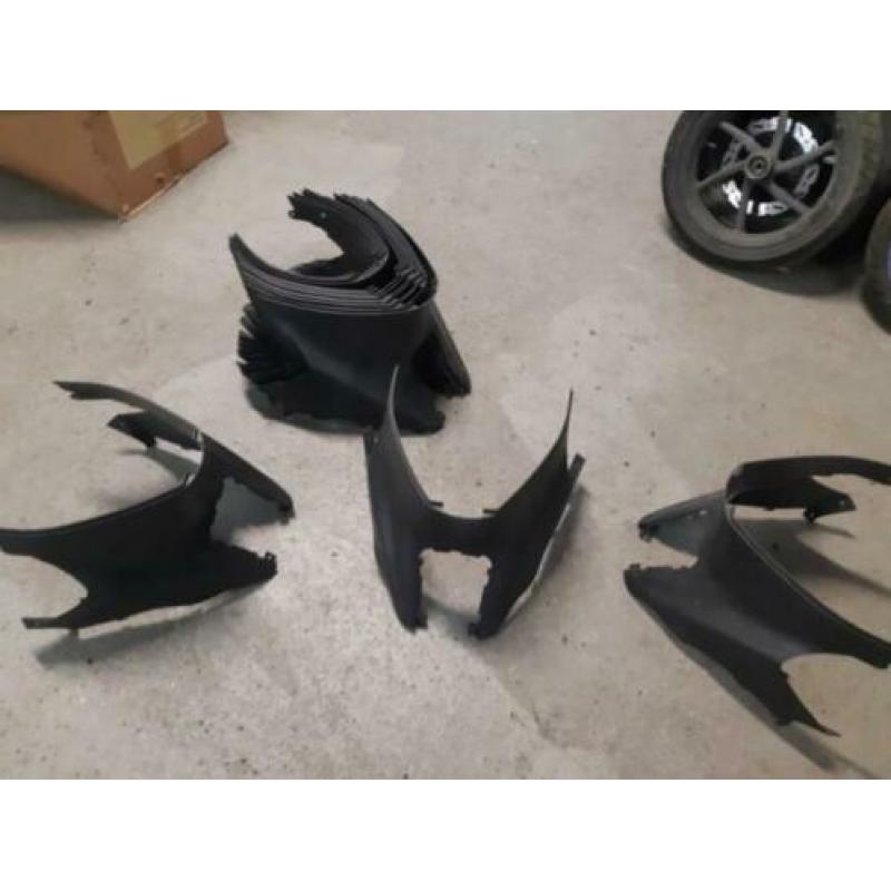 Zadelkap SPLINTER NIEUW buddyseat kapje Keeway F-act Focus