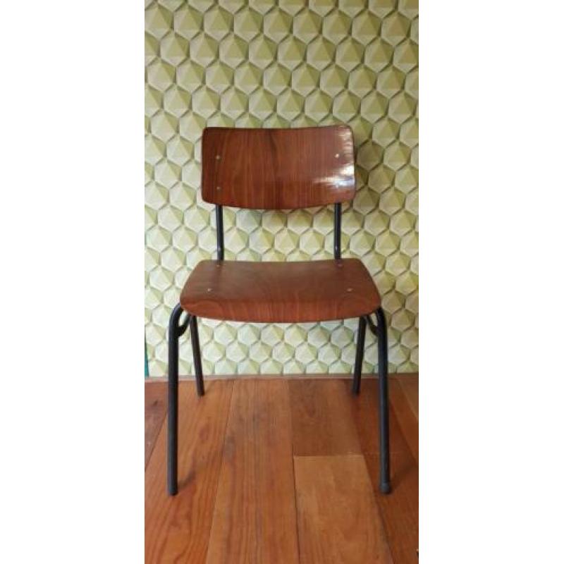 4 vintage schoolstoelen plywood Ahrend Cirkel