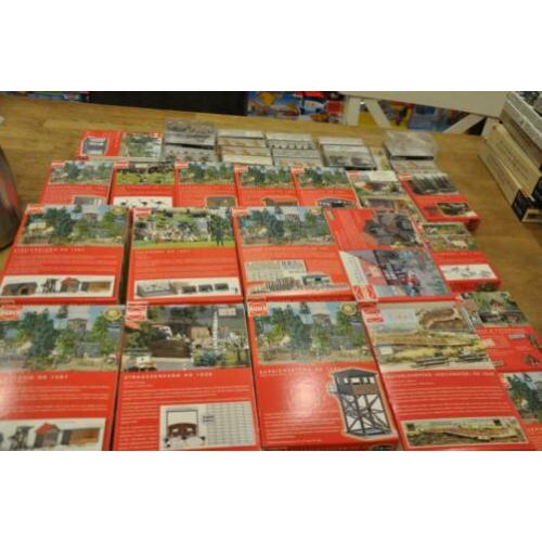 complete dieren tuin met dieren Busch en Preiser nieuw !!!