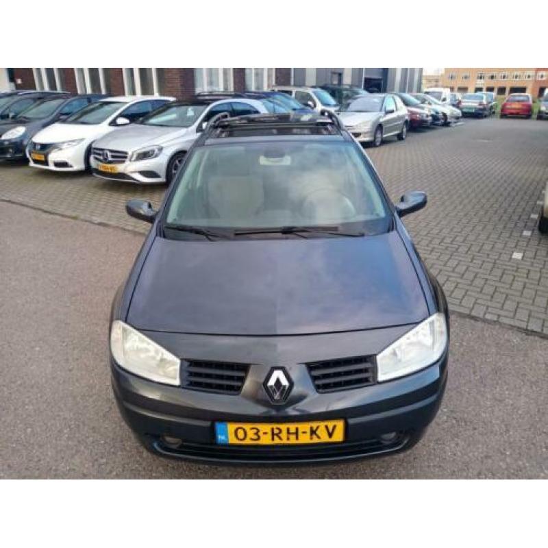 Renault Mégane Grand Tour 1.6 16V Expression Luxe Panorama a
