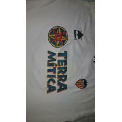 Vintage valencia mendieta shirt