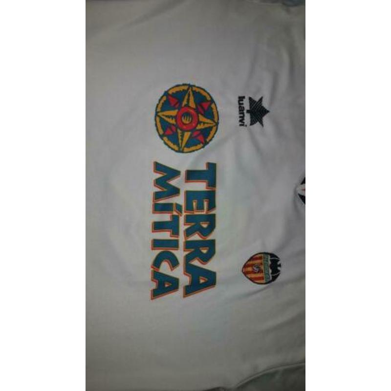 Vintage valencia mendieta shirt