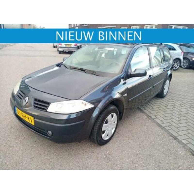 Renault Mégane Grand Tour 1.6 16V Expression Luxe Panorama a