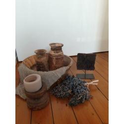 Oude houten poer/ kaarsen houder