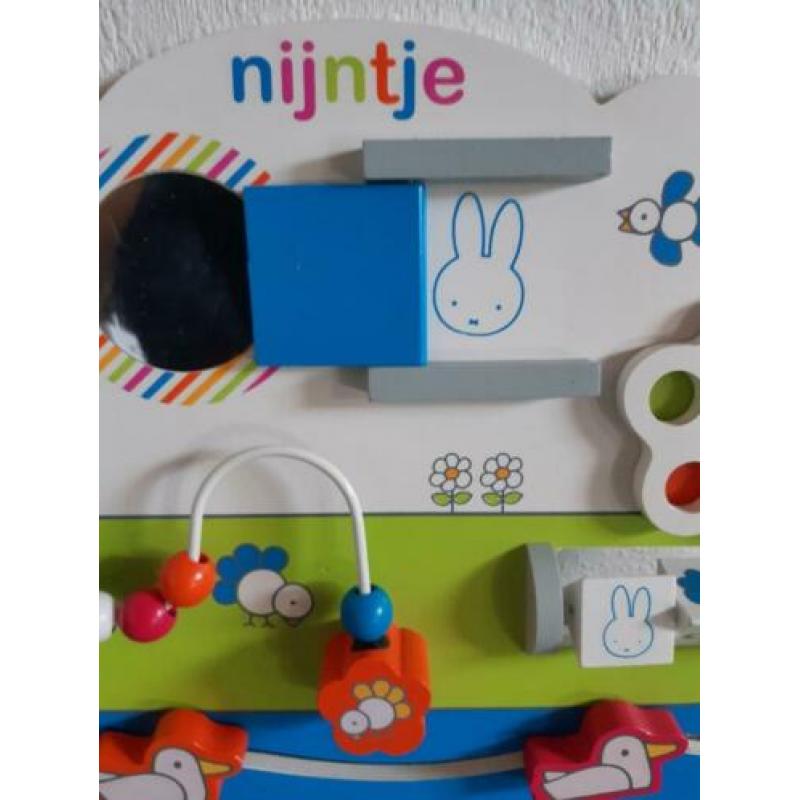 Nijntje houten activity center voor in de box , als nieuw!