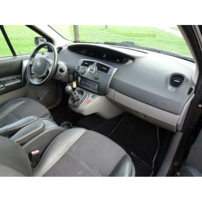 Renault Grand Scénic 2.0-16V Privilège Luxe * Pano * Leder *