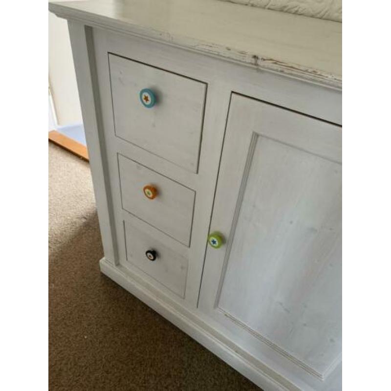 Houten commode kast met lades gebruikt