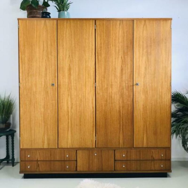 Vintage Deens design teak kledingkast vierdeurs jaren 60