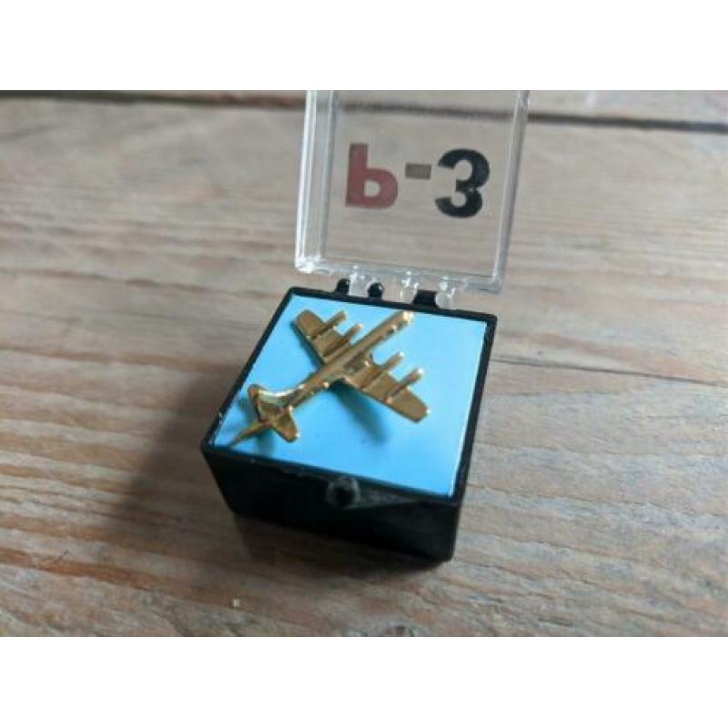 Lockheed P-3 Orion pin