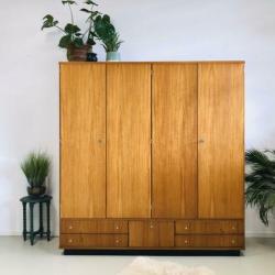 Vintage Deens design teak kledingkast vierdeurs jaren 60