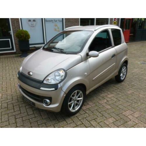 Microcar Brommobiel M.GO SXI DCI (bj 2013)