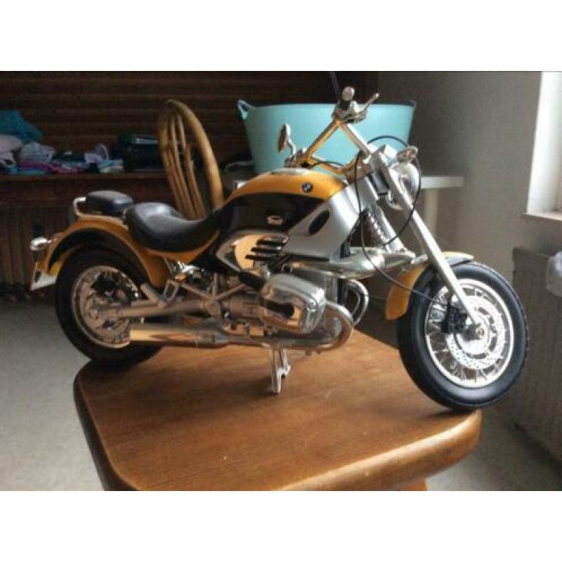Aangeboden schaalmodel Bmwr1200c