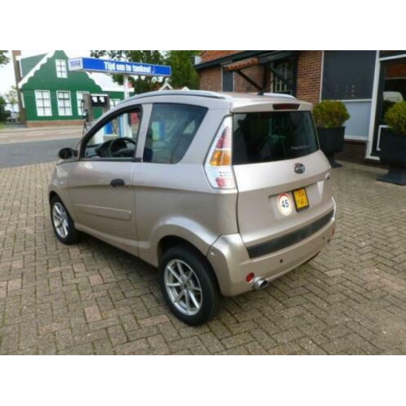 Microcar Brommobiel M.GO SXI DCI (bj 2013)