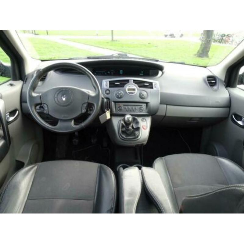Renault Grand Scénic 2.0-16V Privilège Luxe * Pano * Leder *