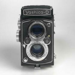 Yashica D 6x6 + tas + zonnekap + filter